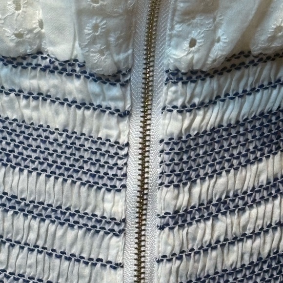 Cliche' White Blouse with Blue Waist Detail - Picture 3 of 6